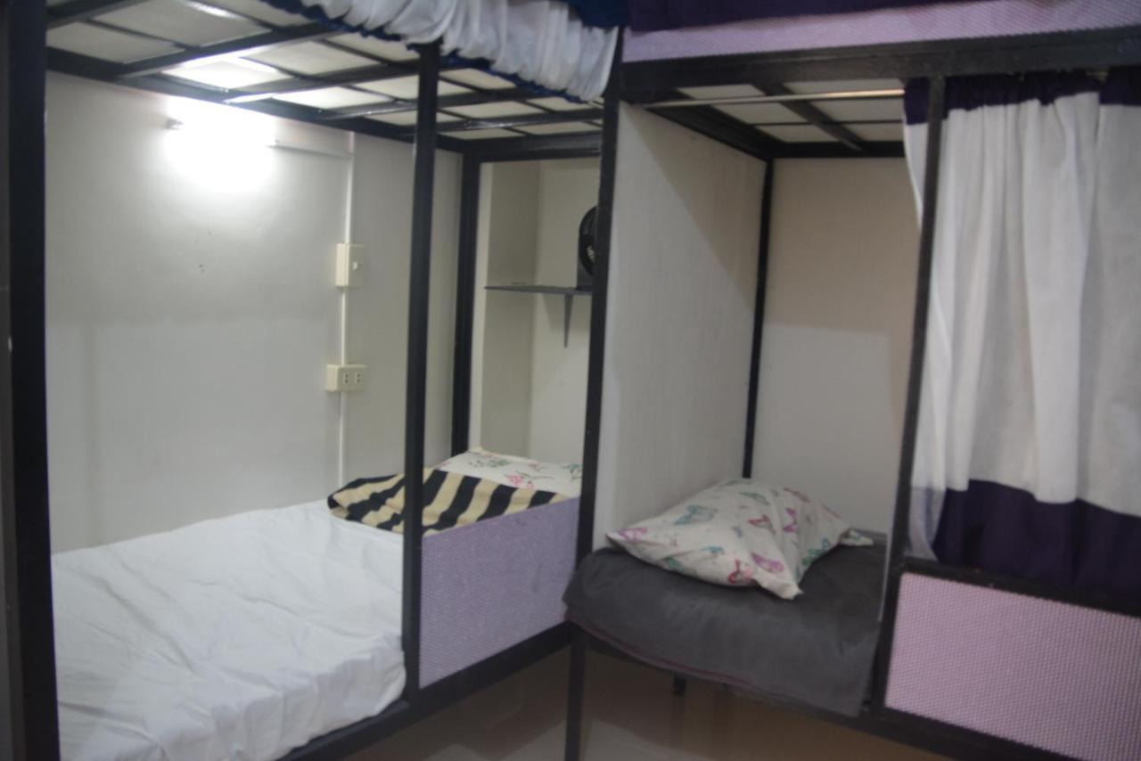 Sleepadz - Capsule Beds Dormitel In Magsaysay Ave Naga Hotel Exterior photo